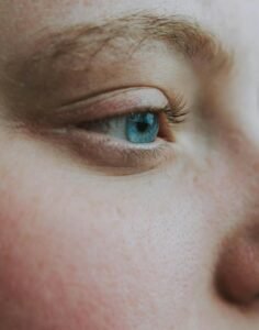 Blue Light Side Effects on Eyes